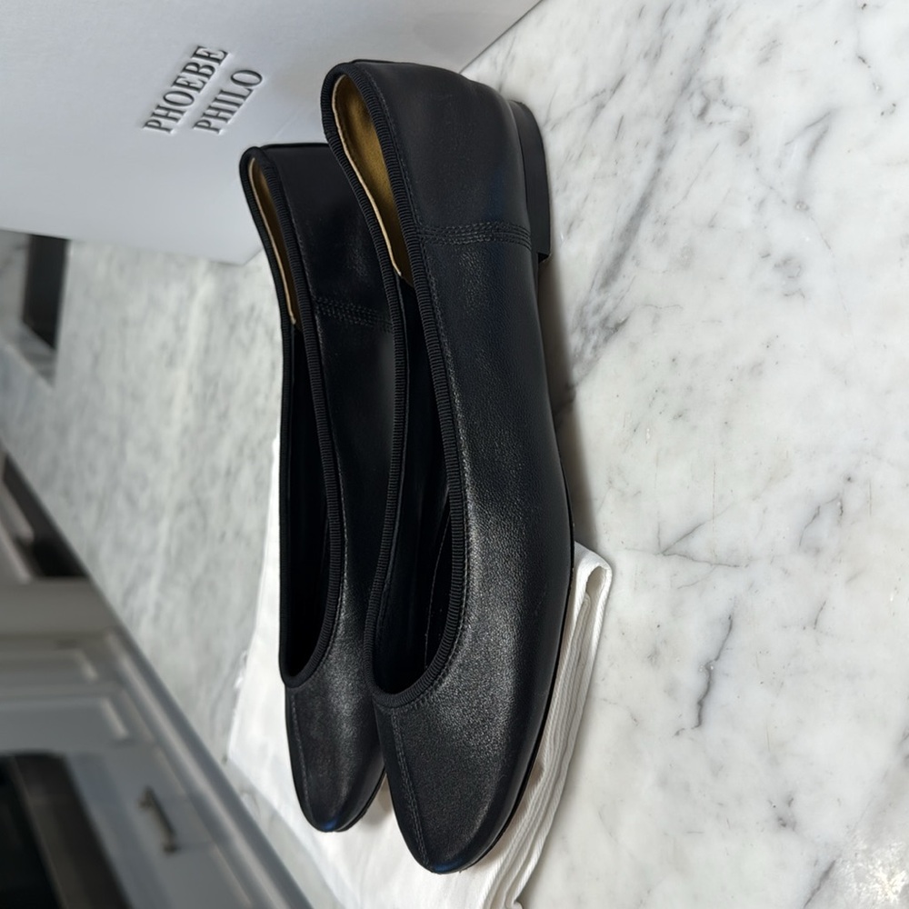 PHOEBE PHILO black leather ballet flats - Picture 3 of 9